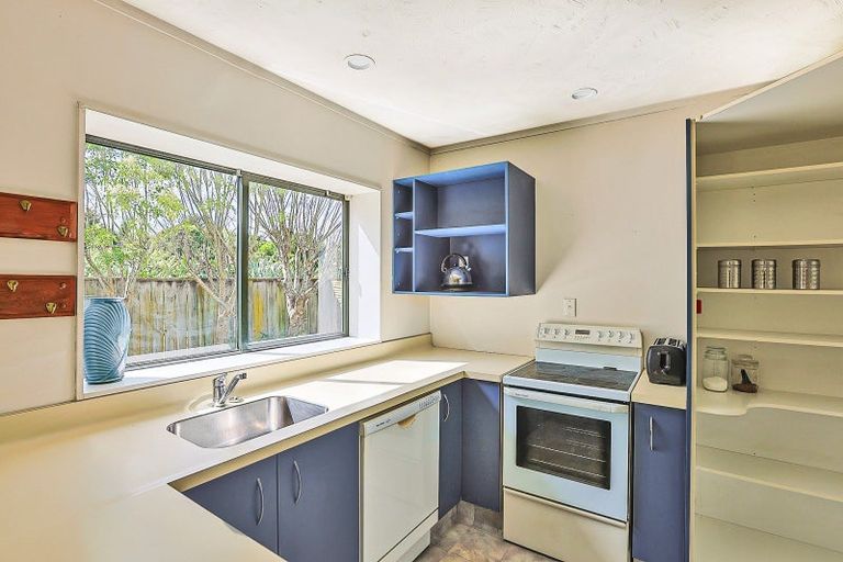 Photo of property in 7a Bucksburn Place, Greenmeadows, Napier, 4112