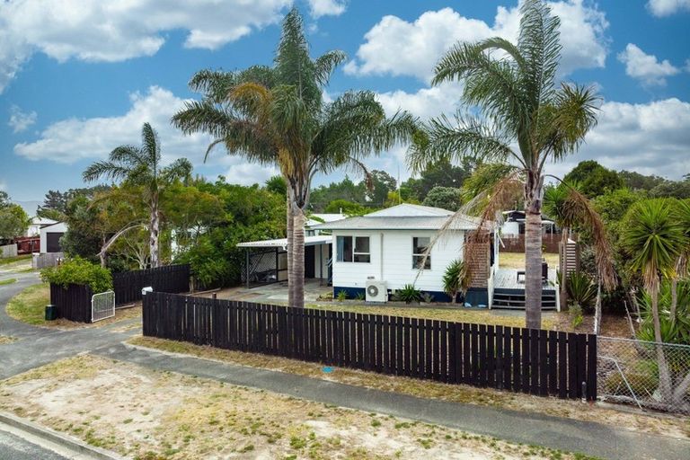 Photo of property in 8 Kuparu Place, Ruakaka, 0116