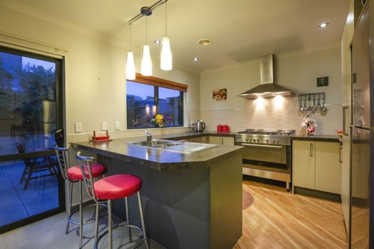 Photo of property in 29 Nelson Avenue, Aotea, Porirua, 5024