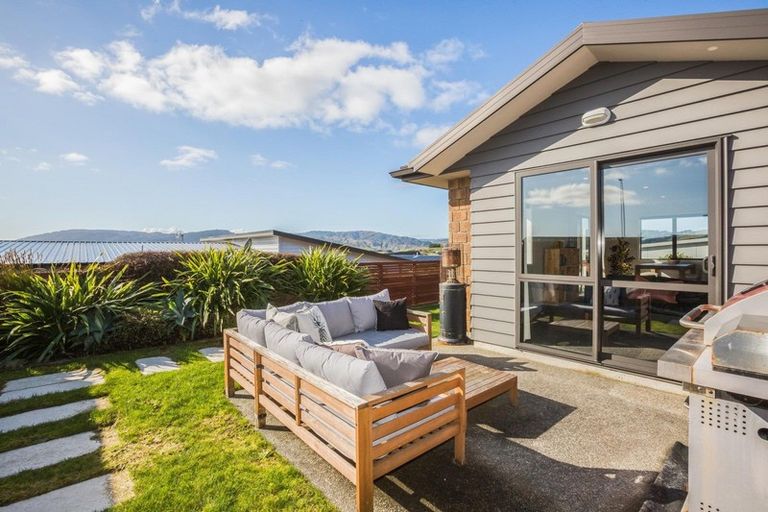 Photo of property in 134 Endeavour Drive, Whitby, Porirua, 5024