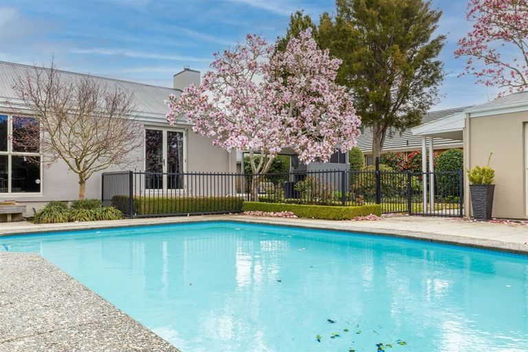 Photo of property in 234 Withells Road, Avonhead, Christchurch, 8042