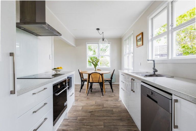 Photo of property in 8 Salisbury Avenue, Tamatea, Napier, 4112