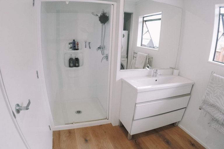 Photo of property in 54b Stanmore Bay Road, Stanmore Bay, Whangaparaoa, 0932