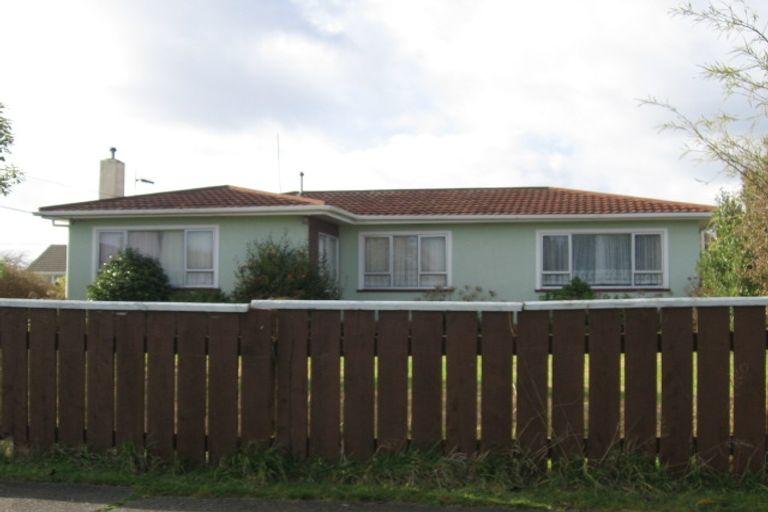 Photo of property in 15-15a Edinburgh Street, Feilding, 4702