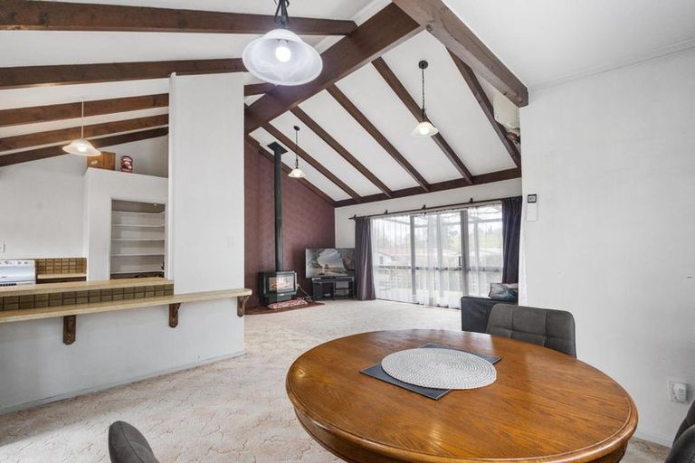 Photo of property in 2 Montgomery Crescent, Putaruru, 3411