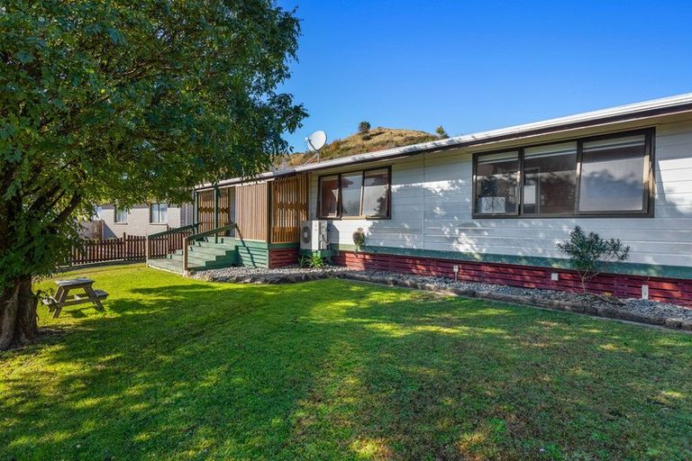 Photo of property in 72 Peter Lippa Drive, Kawerau, 3127