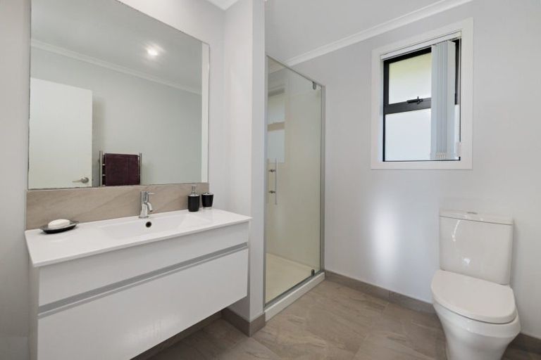 Photo of property in 19 Ballintoy Park Drive, Welcome Bay, Tauranga, 3175