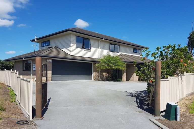 Photo of property in 116 Barbados Way, One Tree Point, 0118