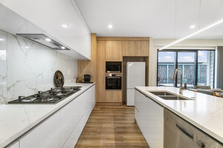 Photo of property in 116 Parkview Drive, Gulf Harbour, Whangaparaoa, 0930
