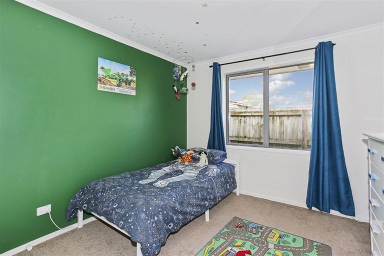 Photo of property in 19 Glennron Lane, Waiuku, 2123