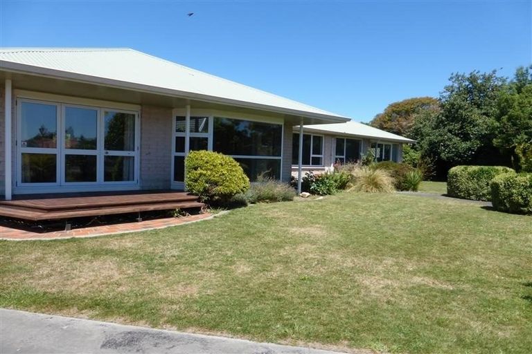 Photo of property in 7 Merle Place, Somerfield, Christchurch, 8024
