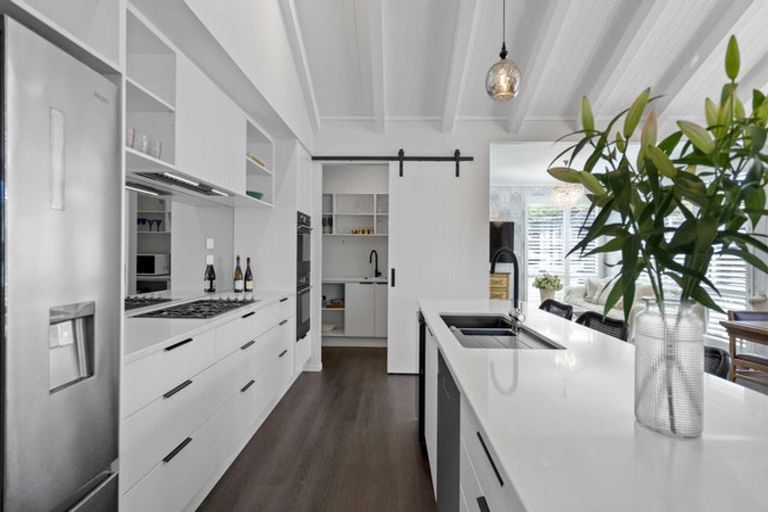 Photo of property in 46 Baxendale Drive, Matipo Heights, Rotorua, 3015