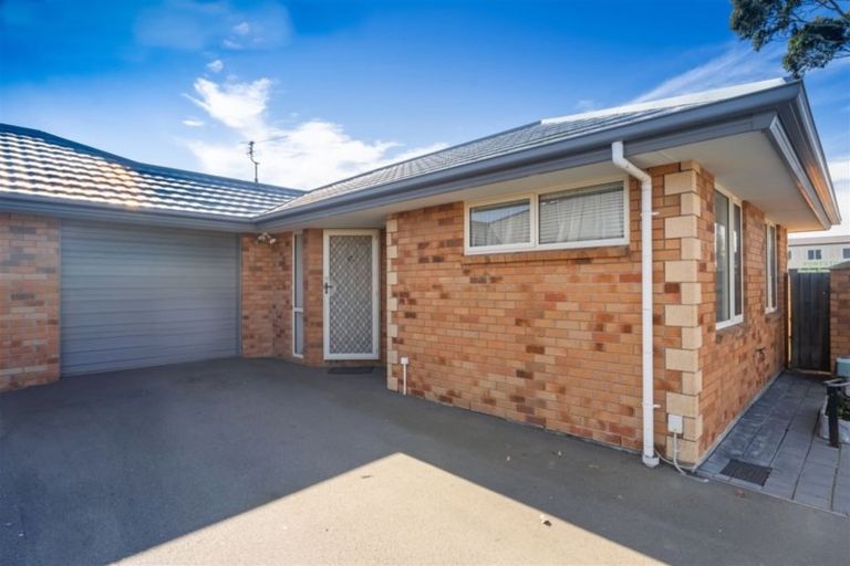 Photo of property in 12/446 Ferry Road, Woolston, Christchurch, 8023
