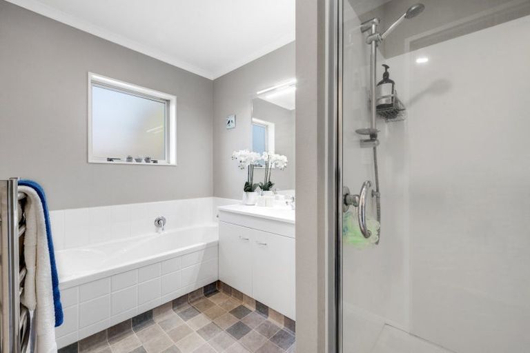 Photo of property in 25 Drake Street, Howick, Auckland, 2014