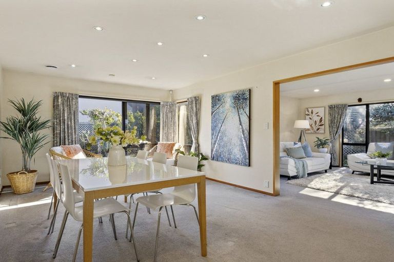 Photo of property in 10a Nikau Place, Riccarton, Christchurch, 8011