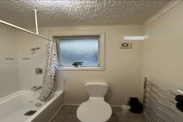 Photo of property in 77 Manor Place, Dunedin Central, Dunedin, 9016
