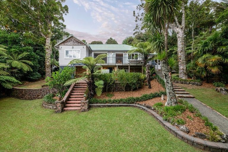 Photo of property in 10 Westridge Road, Titirangi, Auckland, 0604