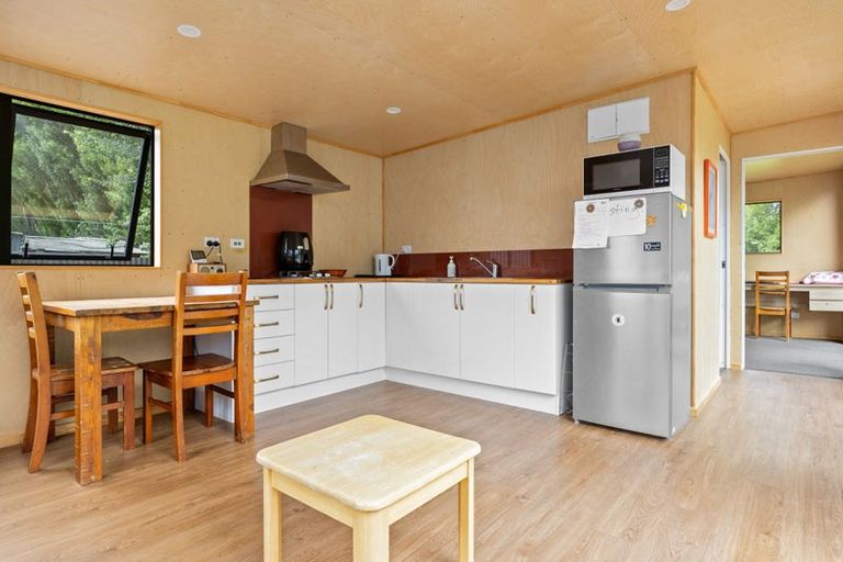 Photo of property in 280 Hasketts Road, Yaldhurst, Christchurch, 7678