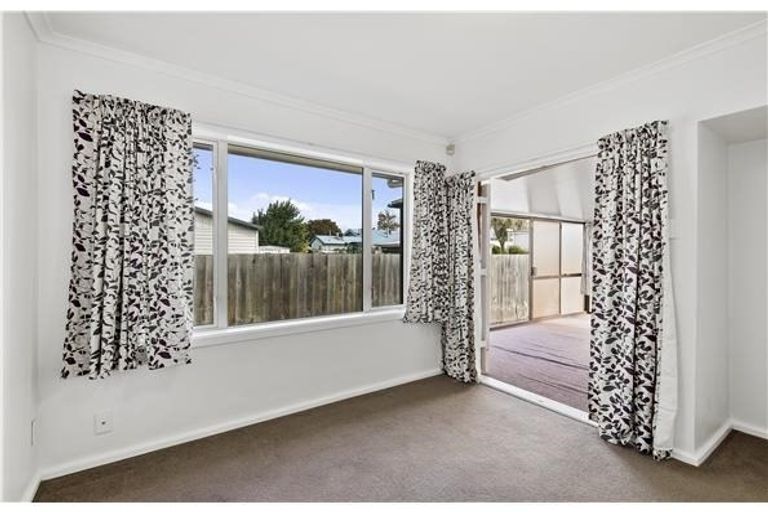 Photo of property in 63 Elizabeth Street, Riccarton, Christchurch, 8041