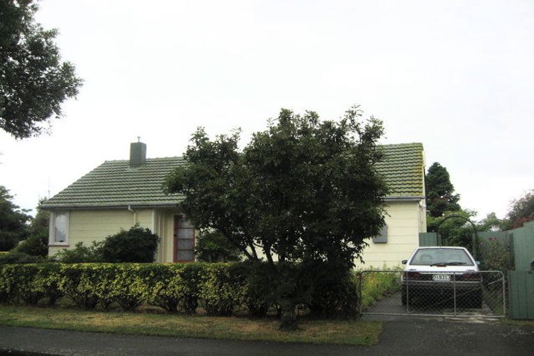 Photo of property in 10 Belfield Street, Dallington, Christchurch, 8061