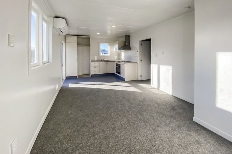 Photo of property in 73 Birmingham Street, Takaro, Palmerston North, 4412