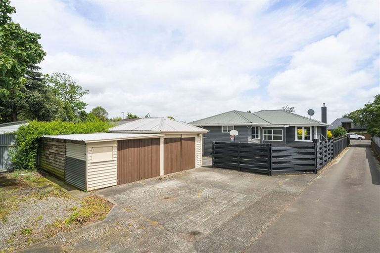 Photo of property in 42 Manson Street, Terrace End, Palmerston North, 4410