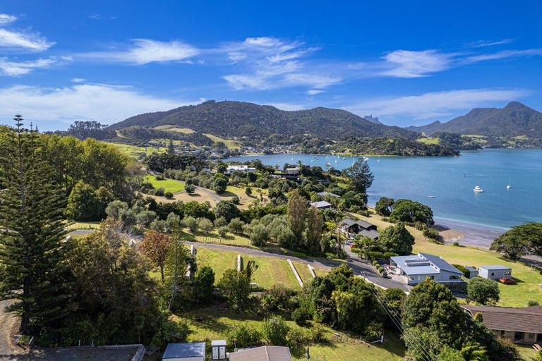 Photo of property in 2262 Whangarei Heads Road, Whangarei Heads, 0174