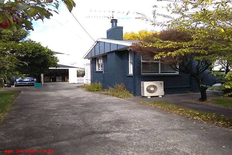 Photo of property in 23 East Street, Greytown, 5712