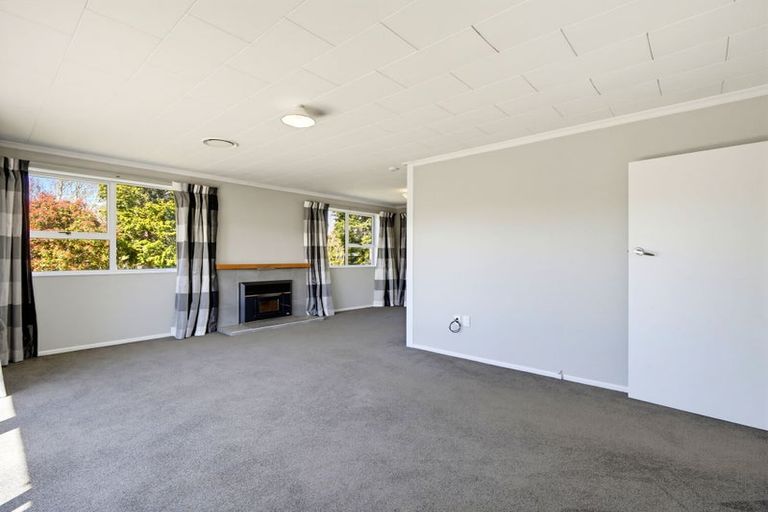 Photo of property in 61 Burnett Street, Oxford, 7430