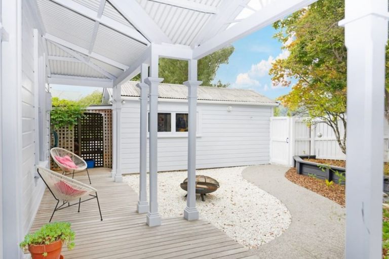 Photo of property in 216 Collingwood Street, Nelson South, Nelson, 7010
