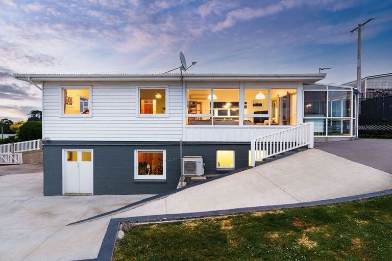 Photo of property in 46 Aberdeen Road, Saint Clair, Dunedin, 9012