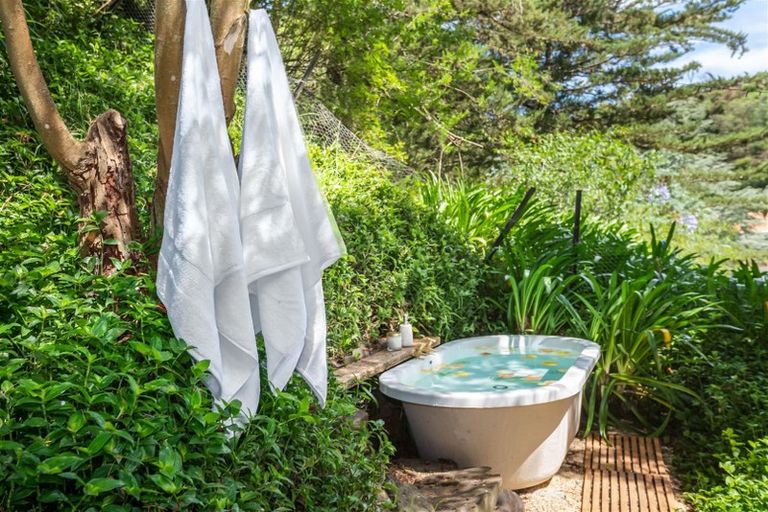 Photo of property in 25 Valley Road, Cashmere, Christchurch, 8022