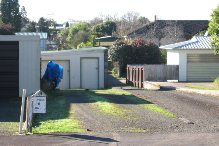 Photo of property in 16 Macfarlane Street, Hamilton East, Hamilton, 3216