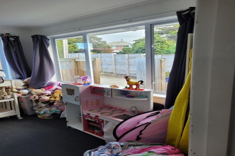 Photo of property in 76 Willerton Avenue, New Lynn, Auckland, 0600