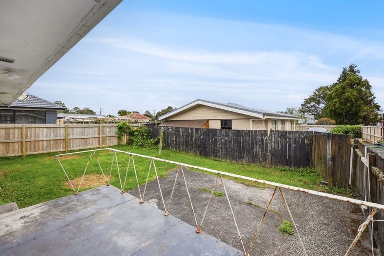 Photo of property in 47 Fairdene Avenue, Henderson, Auckland, 0610