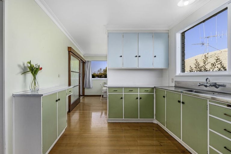 Photo of property in 16a Lilac Place, Otumoetai, Tauranga, 3110