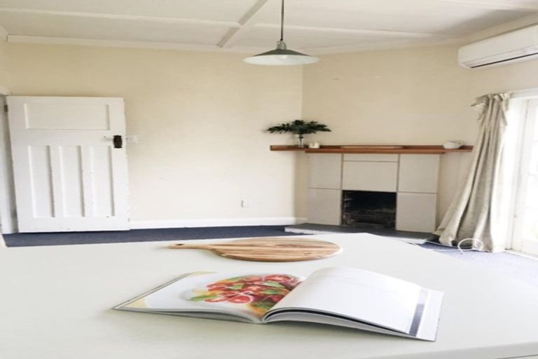 Photo of property in 76 Atkinson Street, South Dunedin, Dunedin, 9012