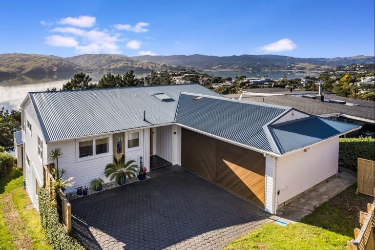 Photo of property in 48 Kiriwai Road, Paremata, Porirua, 5024