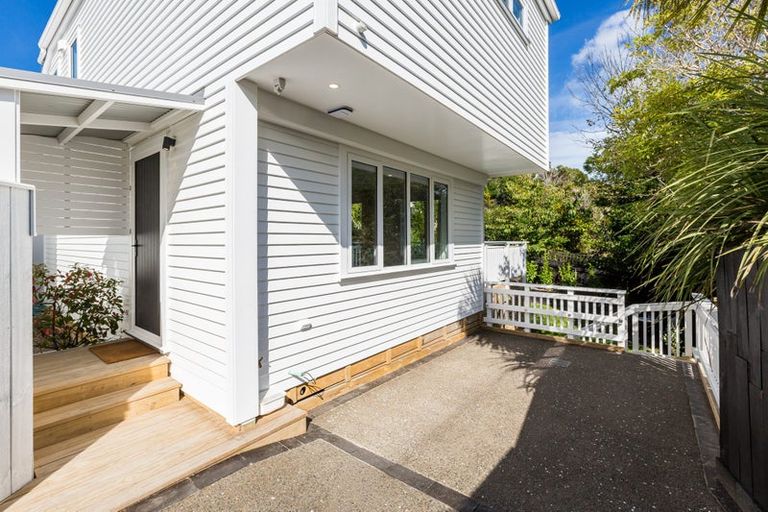 Photo of property in 66a Donald Street, Karori, Wellington, 6012