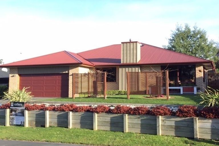 Photo of property in 5 Saint James Place, Fairfield, Dunedin, 9018