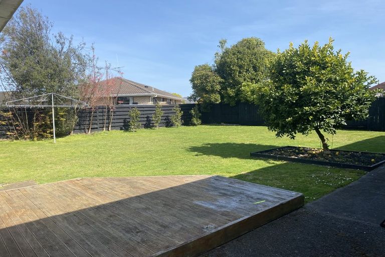 Photo of property in 18 Kingsley Street, St Andrews, Hamilton, 3200