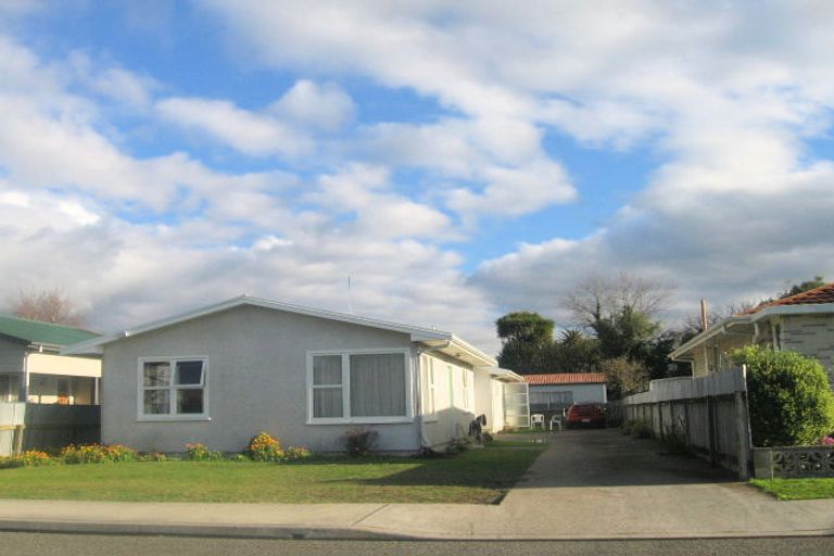 Photo of property in 903 Avenue Road East, Parkvale, Hastings, 4122