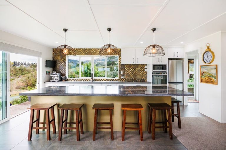 Photo of property in 165 Albert Road, Tokomaru, Palmerston North, 4474