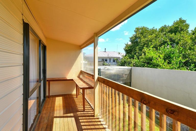 Photo of property in 8 Rembrandt Place, Opaheke, Papakura, 2113