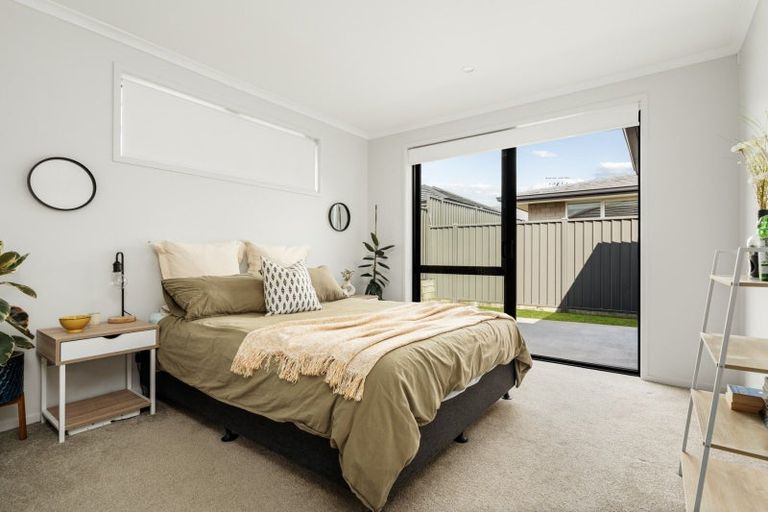 Photo of property in 24 Raynor Crescent, Pyes Pa, Tauranga, 3112