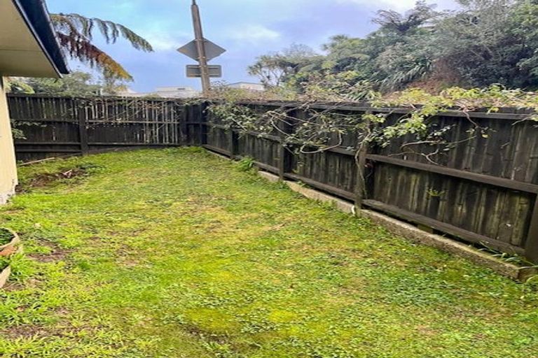 Photo of property in 141 Orangi Kaupapa Road, Northland, Wellington, 6012