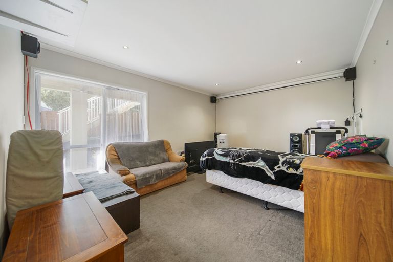 Photo of property in 79 Victoria Avenue, Waiuku, 2123