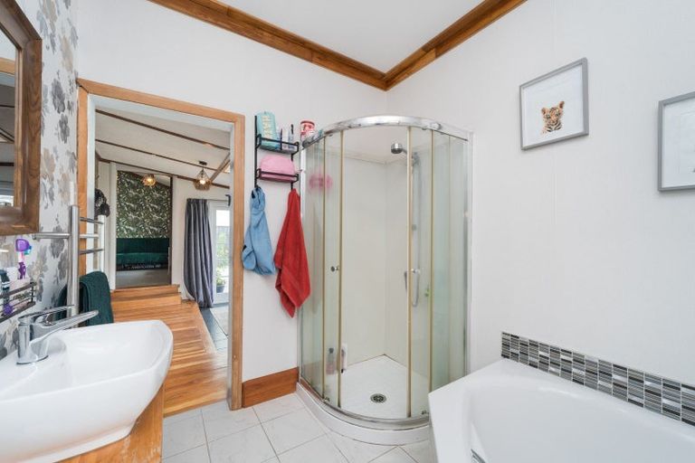 Photo of property in 34 Roy Street, Palmerston North, 4410
