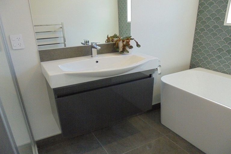 Photo of property in 6 John Raven Lane, Woodend, 7610