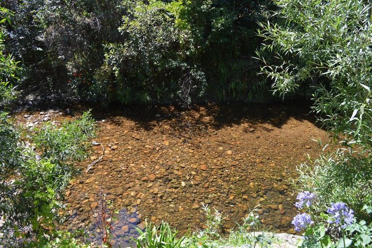 Photo of property in 381 Kapanga Road, Coromandel, 3506